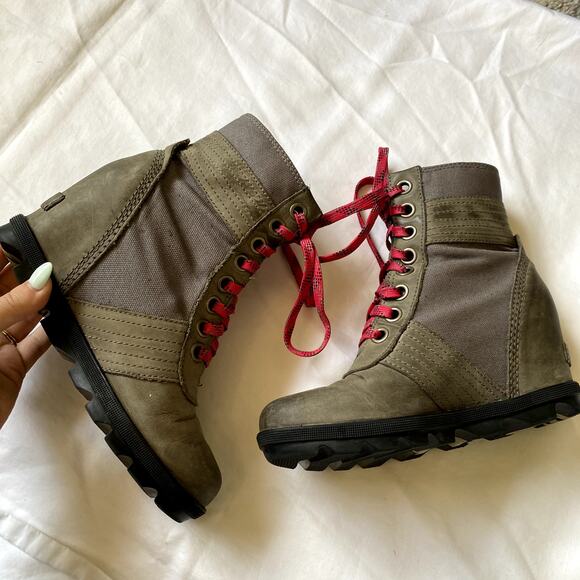 Sorel 6 grey lace up lexi wedge booties - Picture 4 of 6